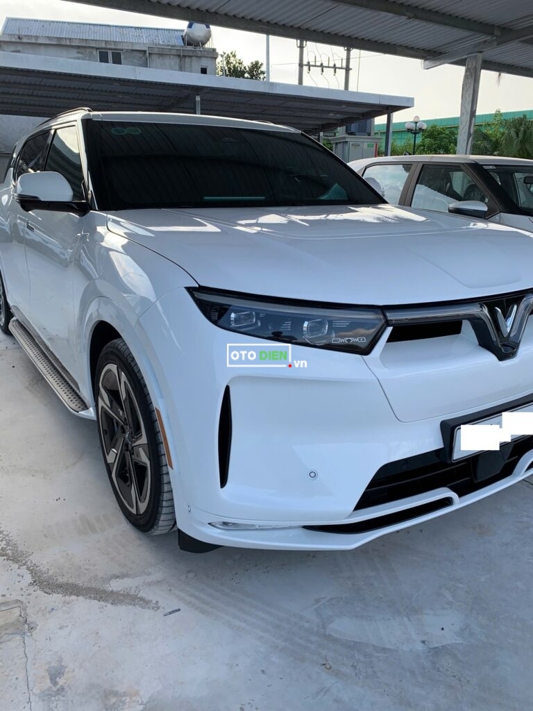
													VinFast VF9 Plus 2024 lướt – 730 km full														