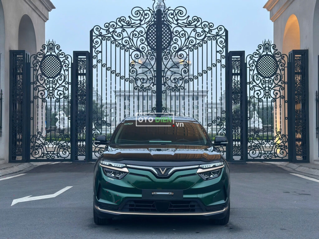 
													VinFast VF8S Lux 2024 lướt – 2000 km full														