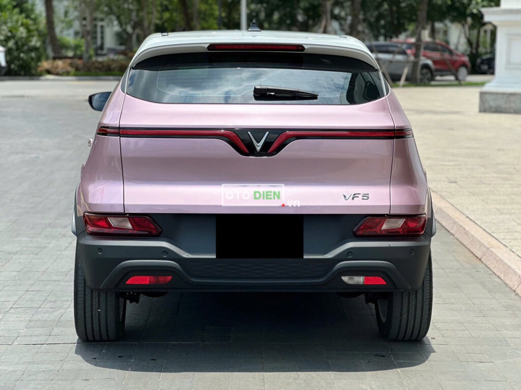 
													VinFast VF5 Plus 2024 mua pin lướt – 2700 km full														