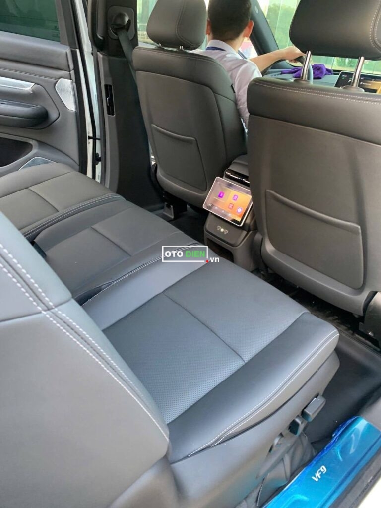 
													VinFast VF9 Plus 2024 lướt – 730 km full														