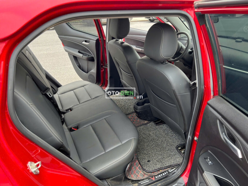 
													VinFast VF5 Plus 2023 mua pin cũ – 24000 km full														