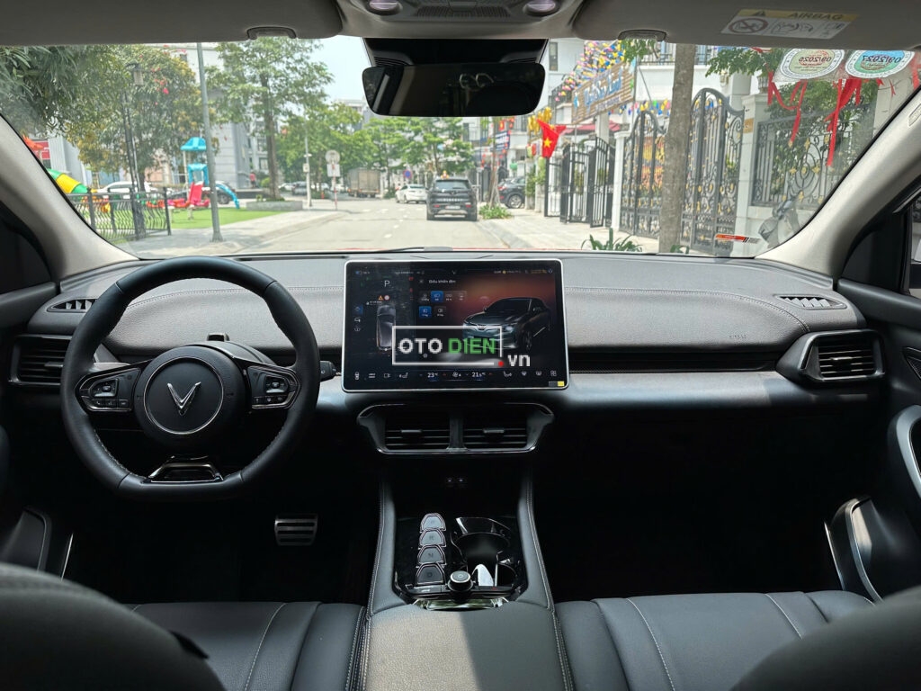 
													VinFast VF8 Eco 2024 mua pin cũ – 19000 km full														