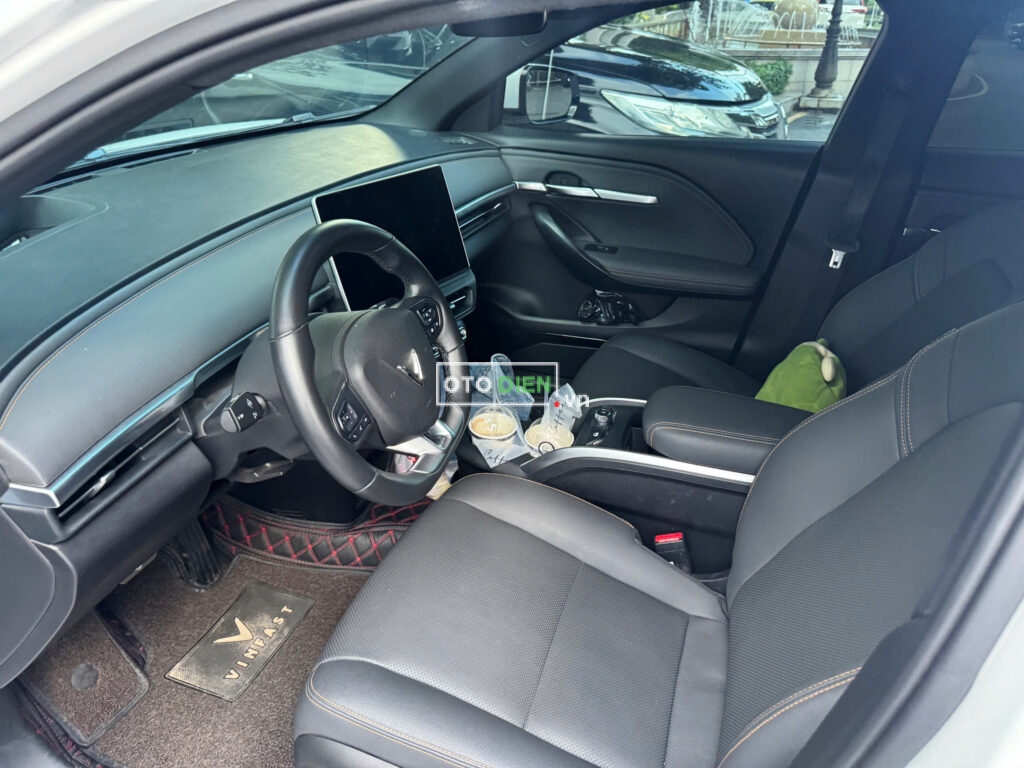 
													VinFast VF6 Plus 2024 mua pin cũ – 27000 km full														