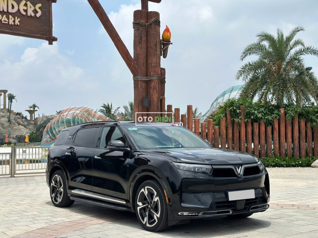 
													VinFast VF9 Plus 2024 mua pin CATL lướt – 3000 km full														