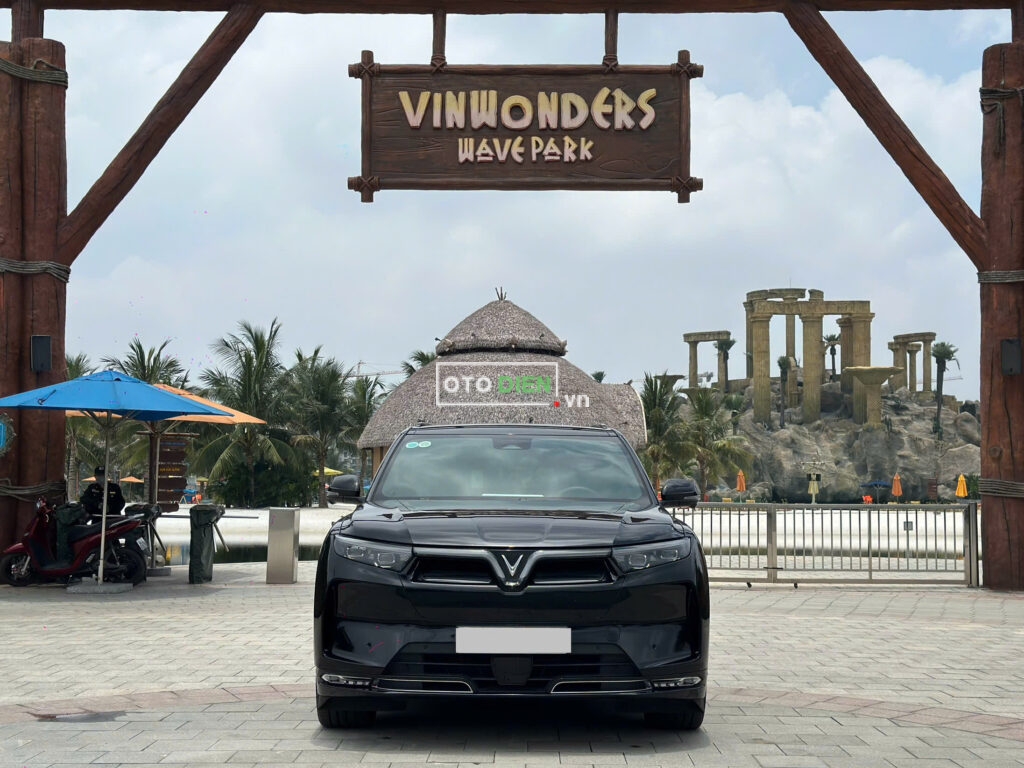 
												VinFast VF9 Plus 2024 mua pin CATL lướt – 3000 km full												