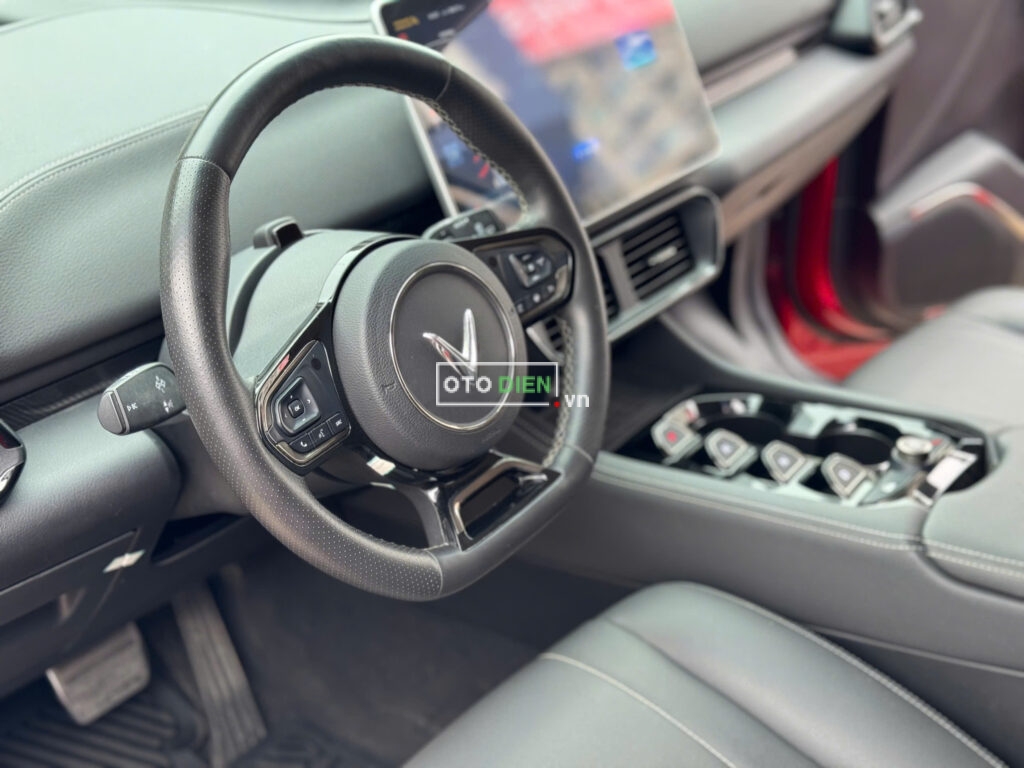 
													VinFast VF8 Eco 2022 mua pin cũ – 36000 km full														