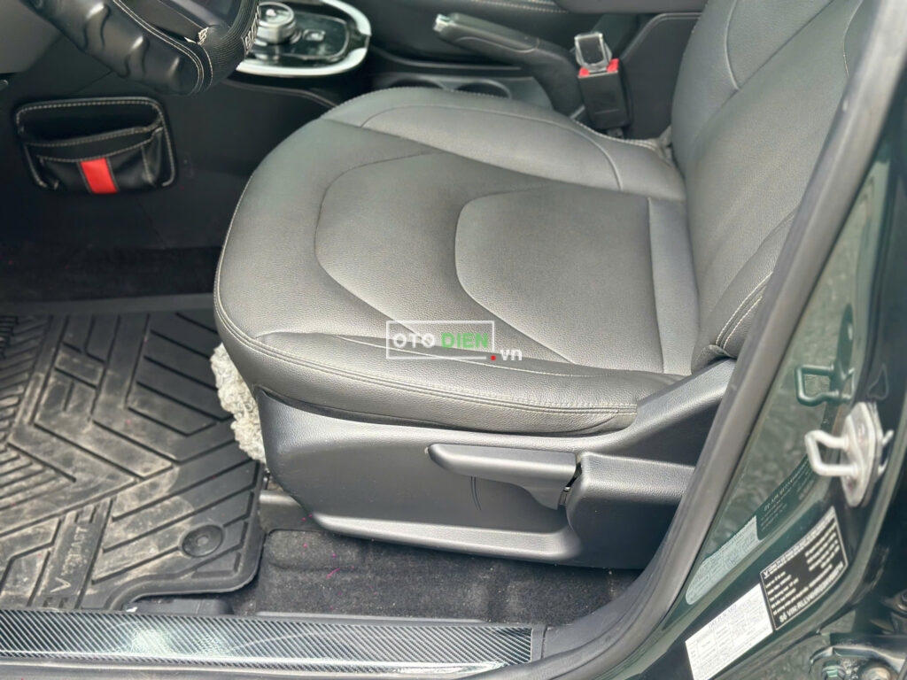 
													VinFast VF e34 2022 thuê pin cũ – 14000 km full														