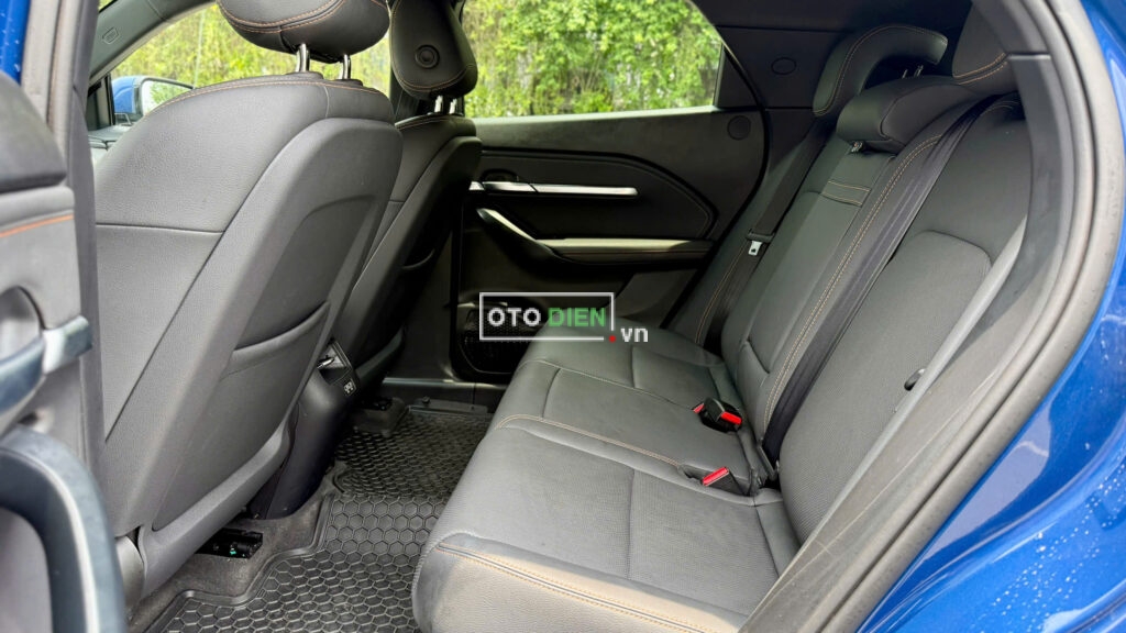
													VinFast VF6 Plus 2024 mua pin cũ – 30000 km full														