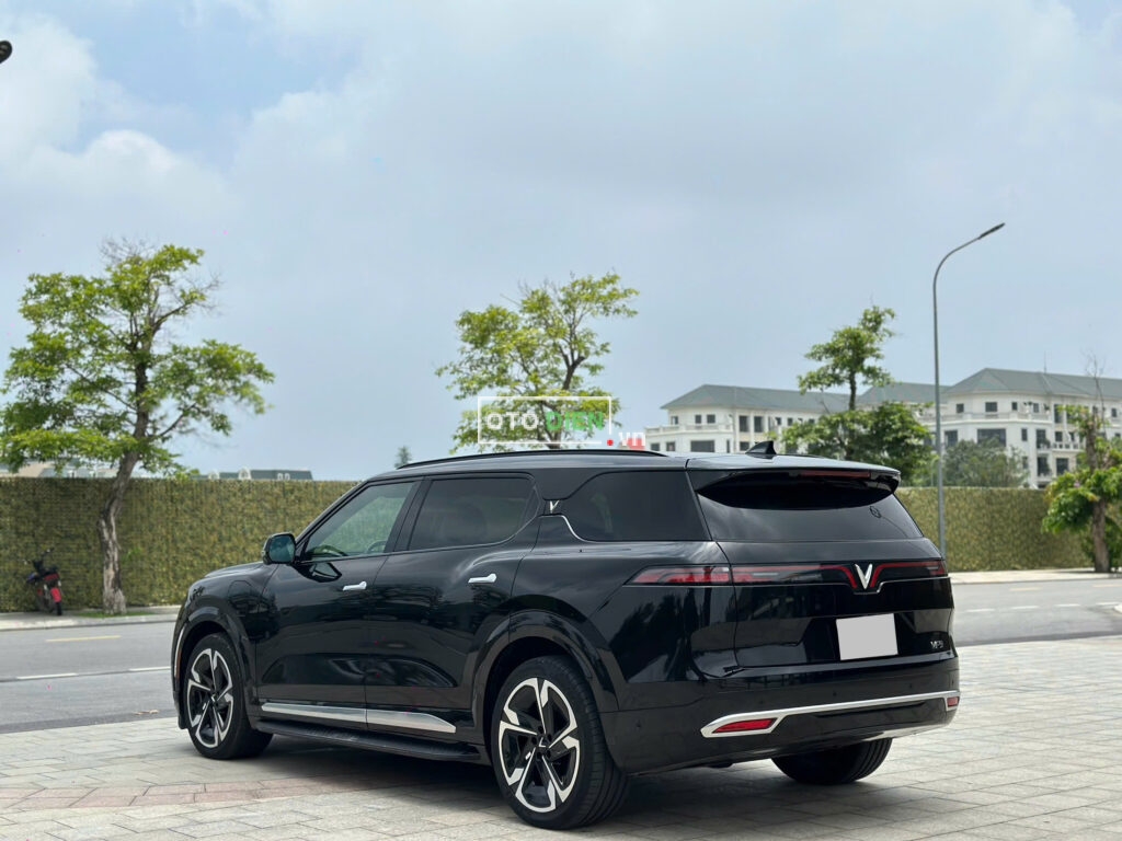 
													VinFast VF9 Plus 2024 mua pin CATL lướt – 3000 km full														