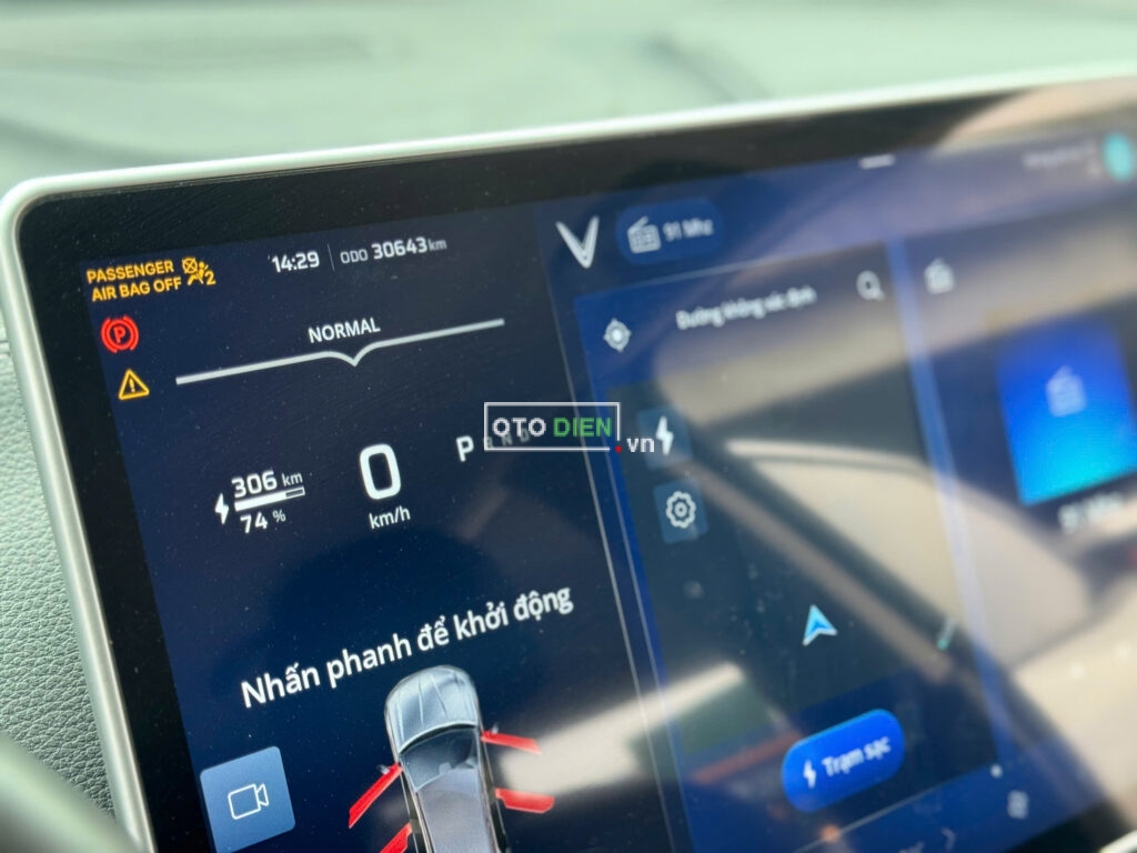 
													VinFast VF8 Eco 2022 mua pin cũ – 30000 km full														