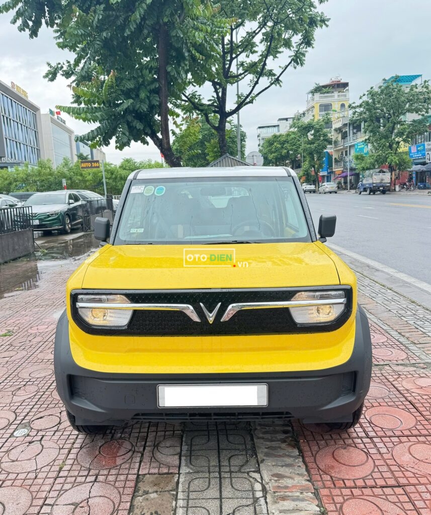 
												Vinfast VF3 Vàng Nóc Trắng 2024 full												