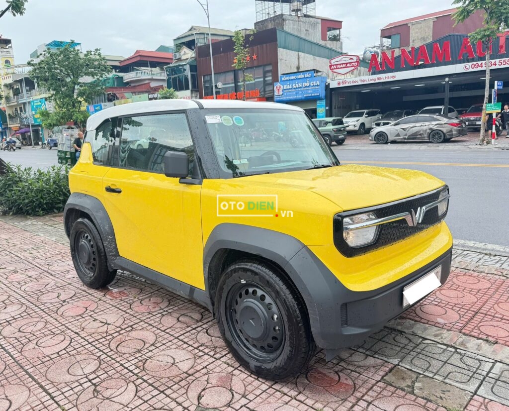 
													Vinfast VF3 Vàng Nóc Trắng 2024 full														