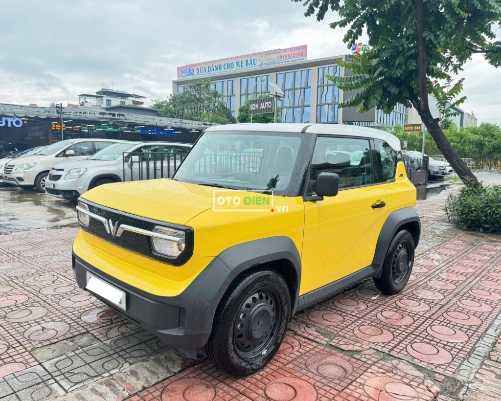 
													Vinfast VF3 Vàng Nóc Trắng 2024 full														