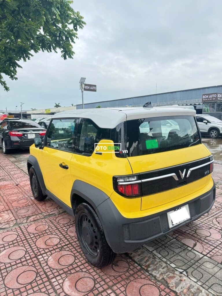 
													Vinfast VF3 Vàng Nóc Trắng 2024 full														