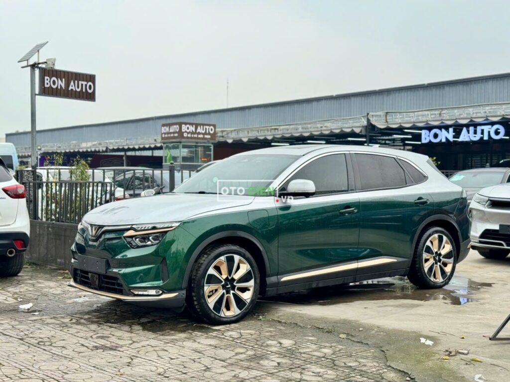
													VinFast VF8 Plus Hoả Long 2024 cũ – 11000 km full														