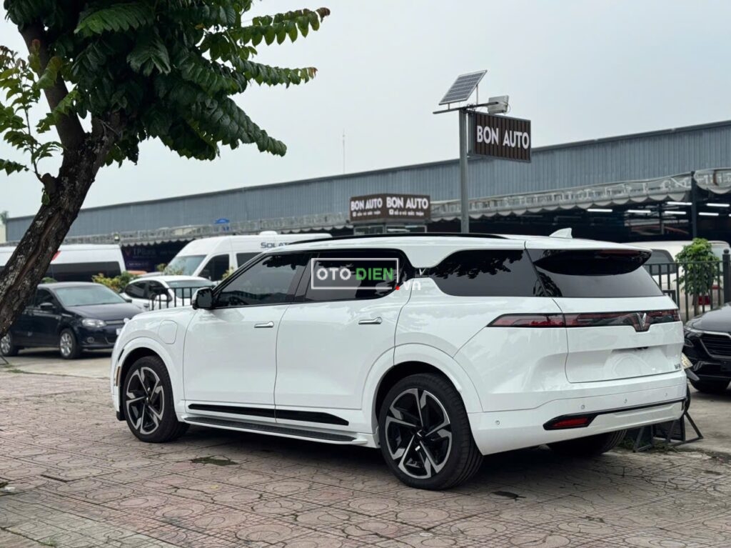 
													VinFast VF9 Plus 2025 lướt – 54 km full														