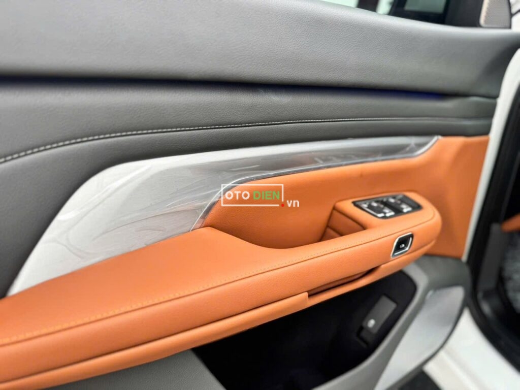 
													VinFast VF9 Plus 2025 lướt – 54 km full														