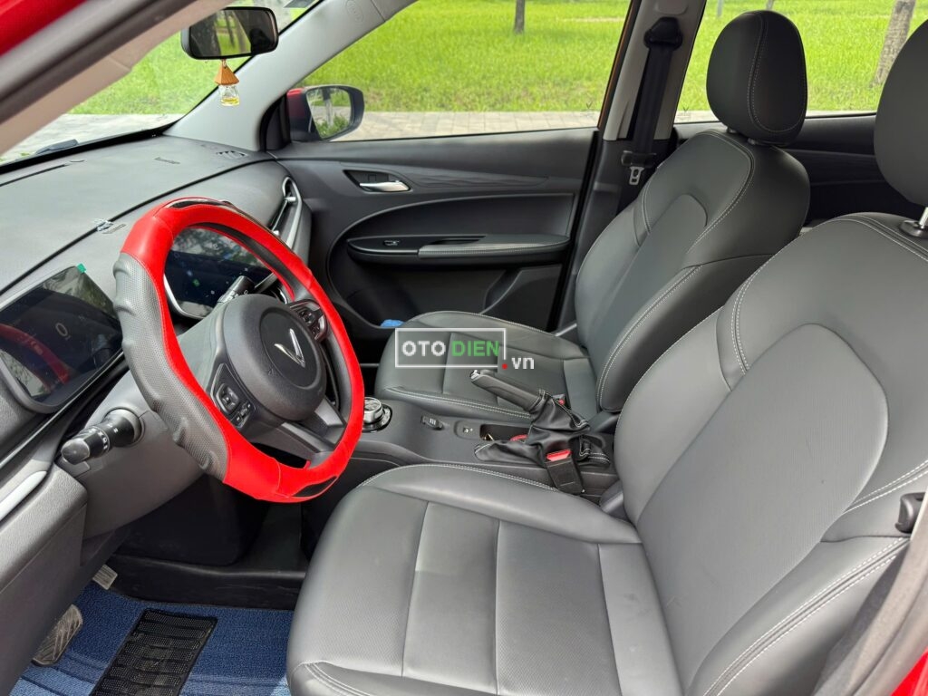 
													Vf5 S 2024 màu Đỏ full														
