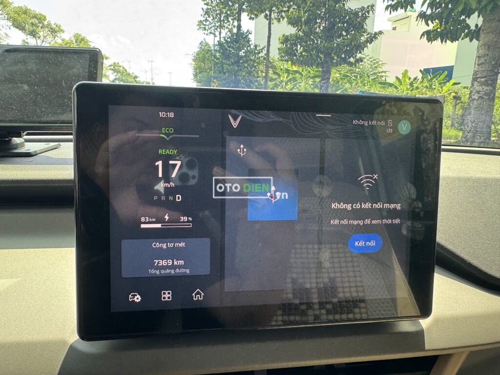 
													VinFast VF3 2024, Thuê pin 900k/tháng, odo 7300 km full														