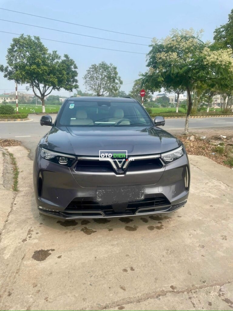 
													VinFast VF9 Plus 2023 cũ – 11600 km full														