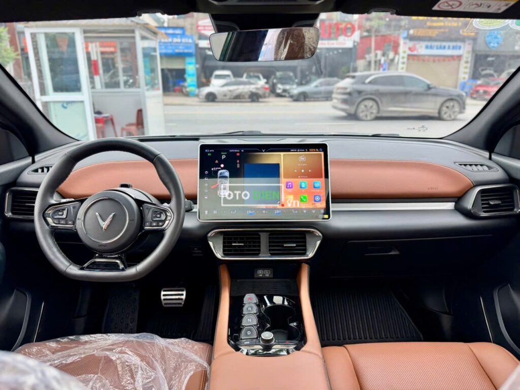 
													VinFast VF8 Plus Hoả Long 2024 cũ – 11000 km full														