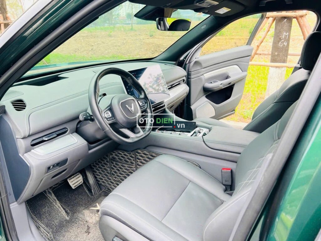 
													VinFast VF9 Plus 2024 cũ – 12000 km full														