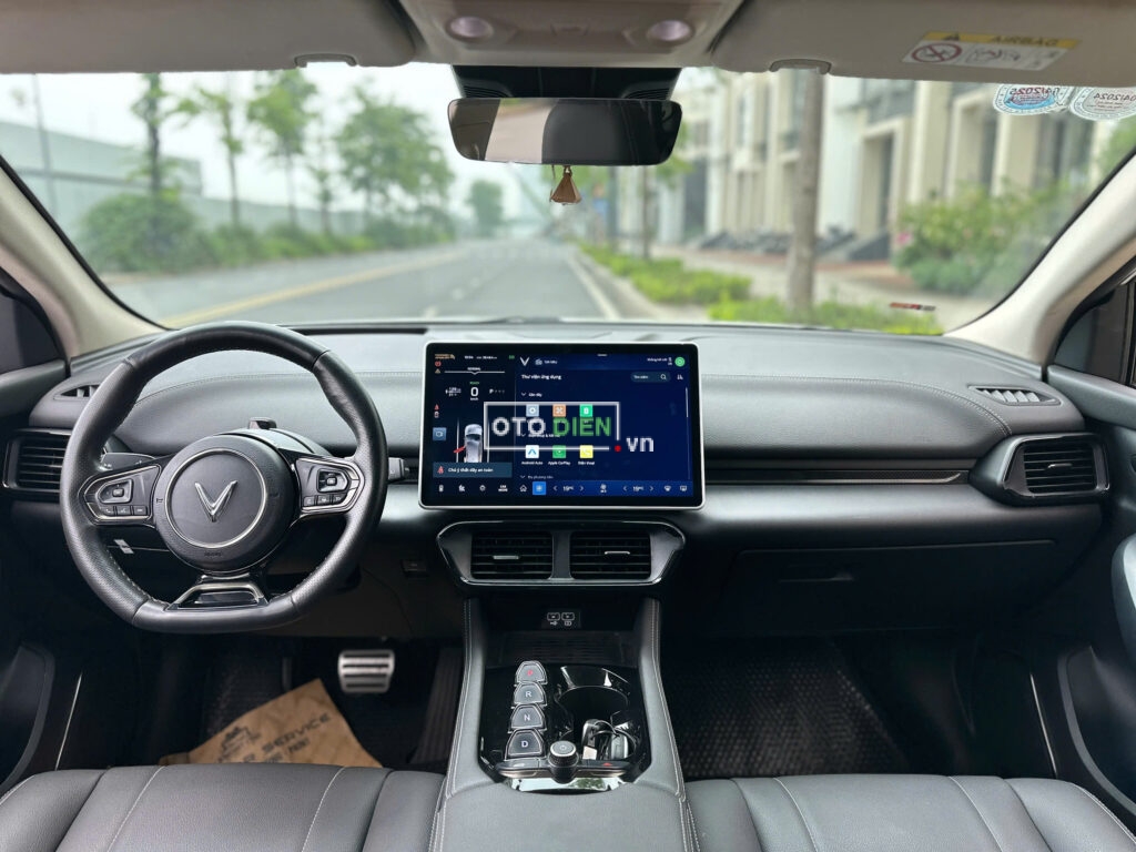 
													VinFast VF8 Eco 2022 mua pin cũ – 36000 km full														