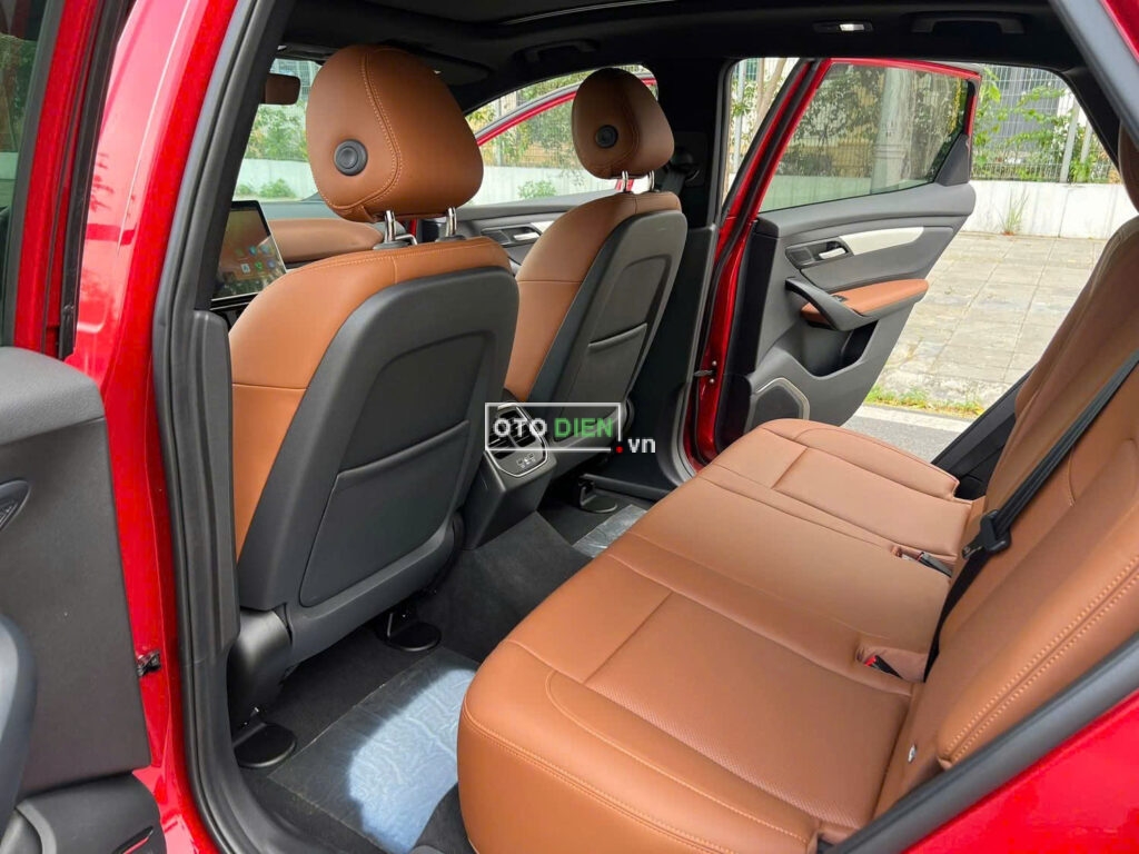 
													VinFast VF8 Plus 2024 mua pin CATL lướt – 200 km full														