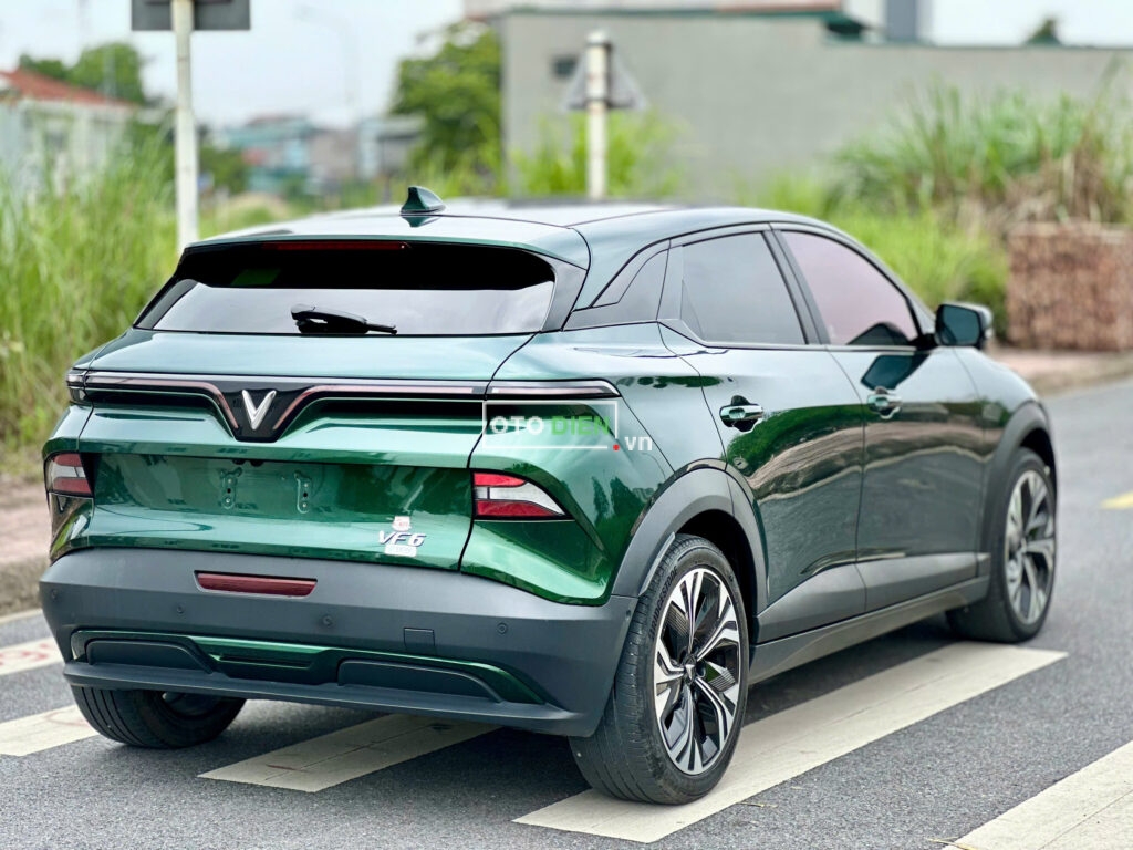 
													VinFast VF6 Plus 2022 mua pin cũ – 30000 km full														