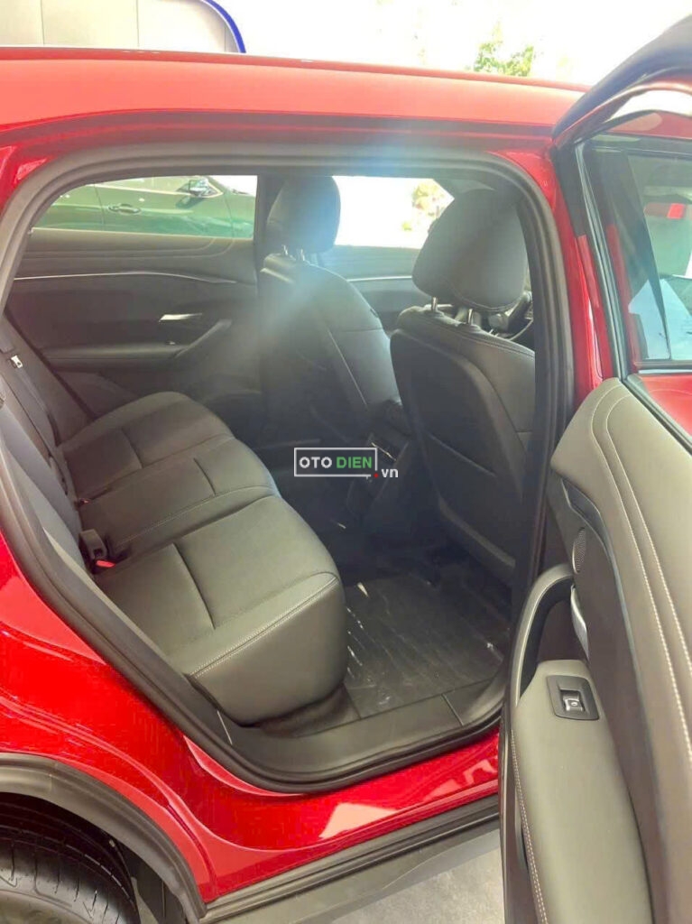 
													VinFast VF7 Plus 2024 mua pin lướt – 1000 km full														