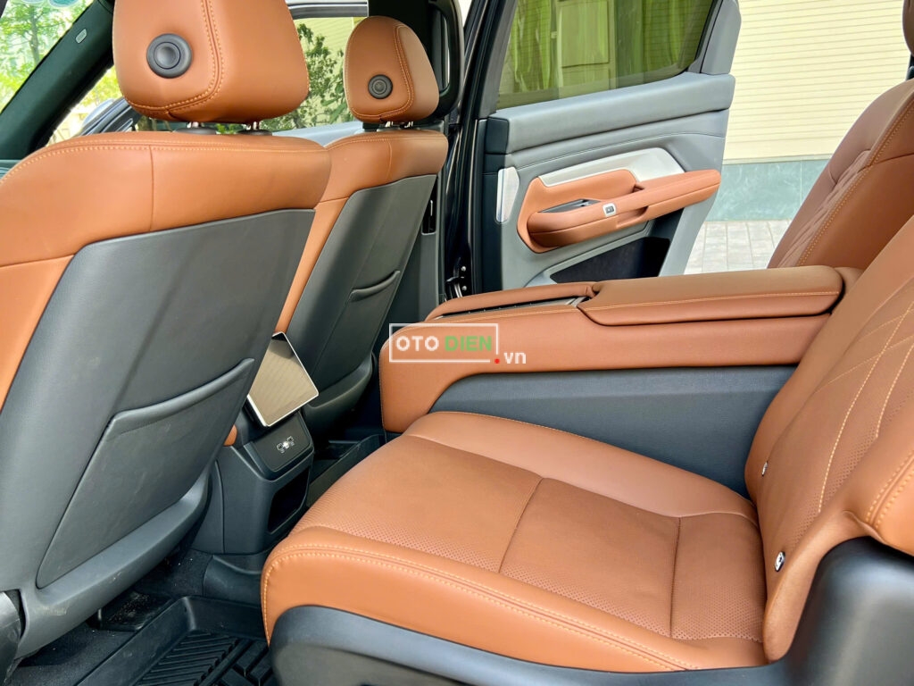 
													VinFast VF9 Plus 2023 mua pin SDI cũ – 20000 km full														