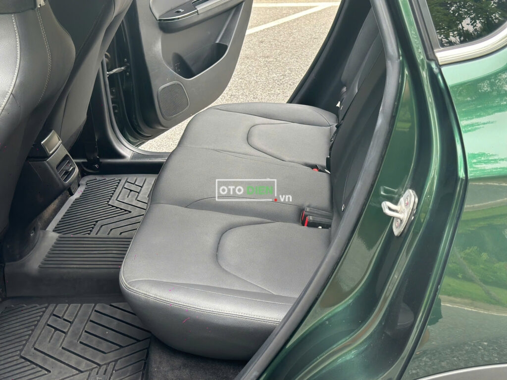 
													VinFast VF e34 2022 thuê pin cũ – 14000 km full														