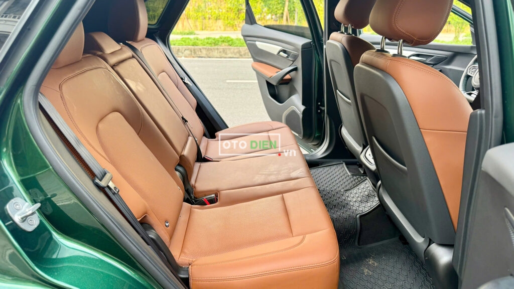 
													VinFast VF8 Plus 2024 mua pin CATL lướt – 7000 km full														