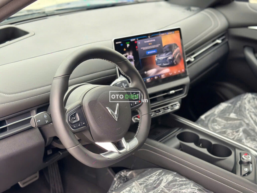 
													VinFast VF7 Plus 2024 mua pin lướt – 5000 km full														