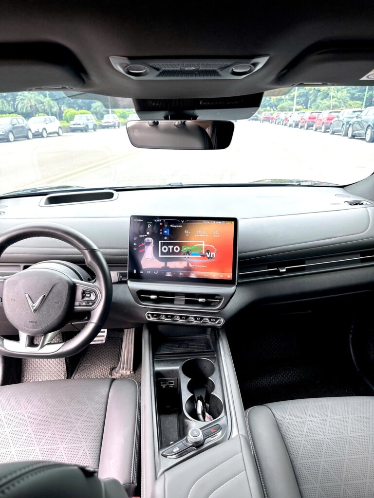 
													VinFast VF7 Plus 2024 mua pin cũ – 22000 km full														