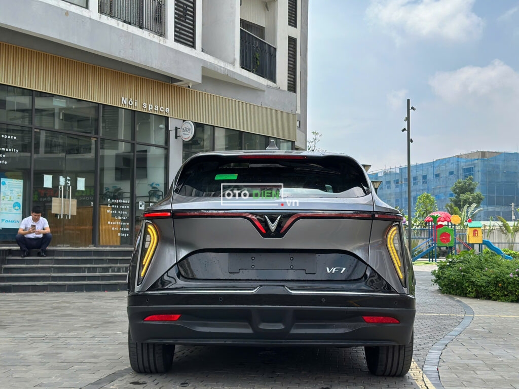 
													VinFast VF7 Plus 2024 mua pin lướt – 80 km full														