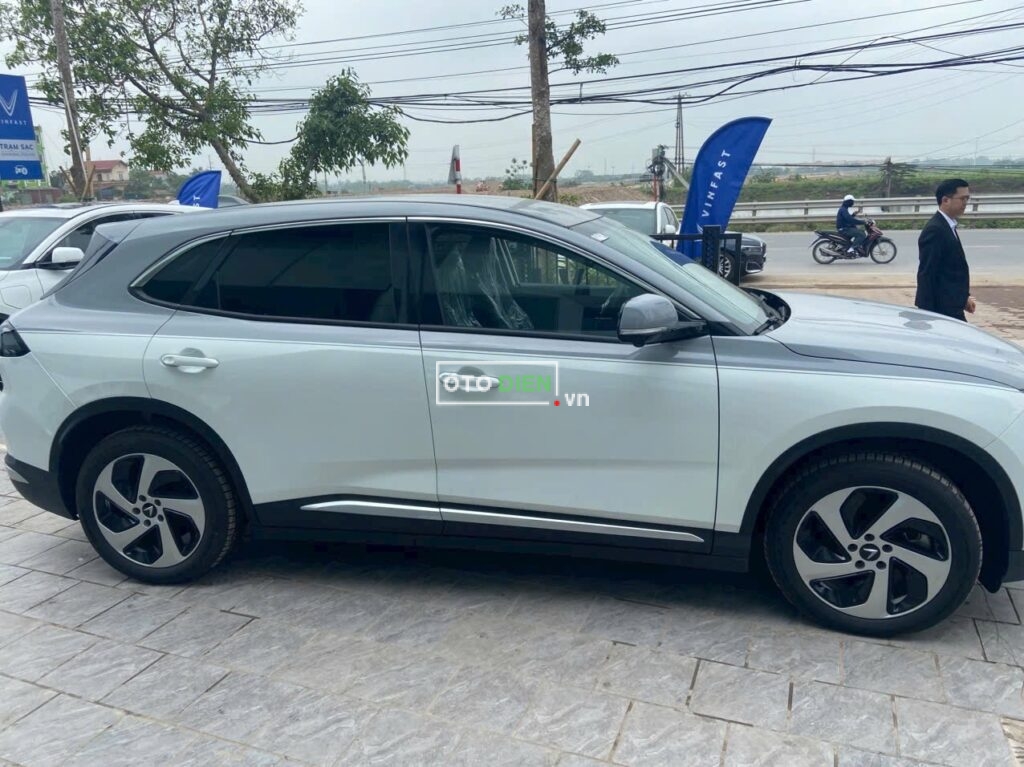 
												VinFast VF8 Eco 2024 mới full												