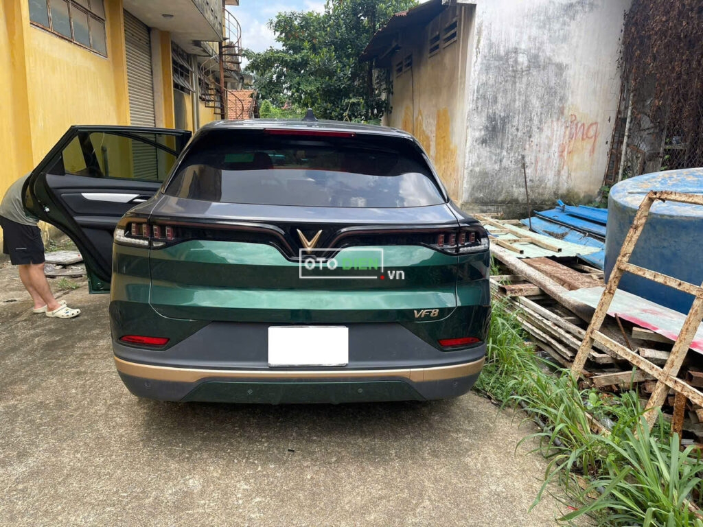 
													VinFast VF8 2024 cũ – 12000 km full														
