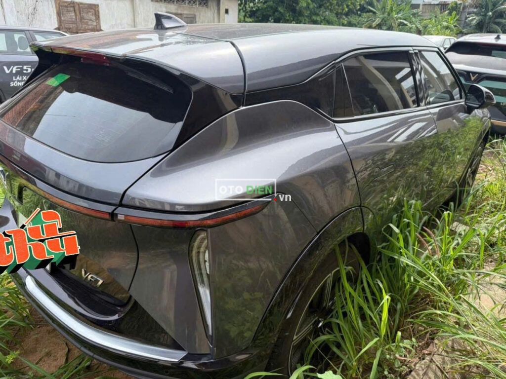 
													VinFast VF7 Plus 2024 lướt – 9000 km full														