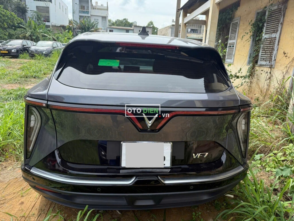 
													VinFast VF7 Plus 2024 lướt – 9000 km full														