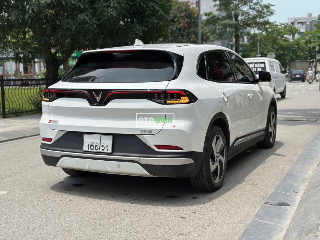 
													VinFast VF8 Eco 2023 cũ – 32000 km full														