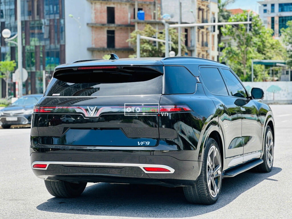
													VinFast VF9 Plus 2023 thuê pin cũ – 34000 km full														