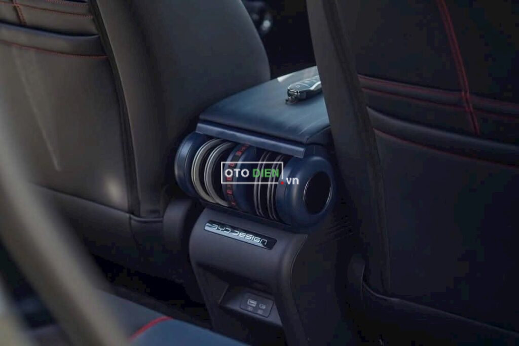 
													BYD Atto 3 Premium 2025 mới giá 750.000.000 full														