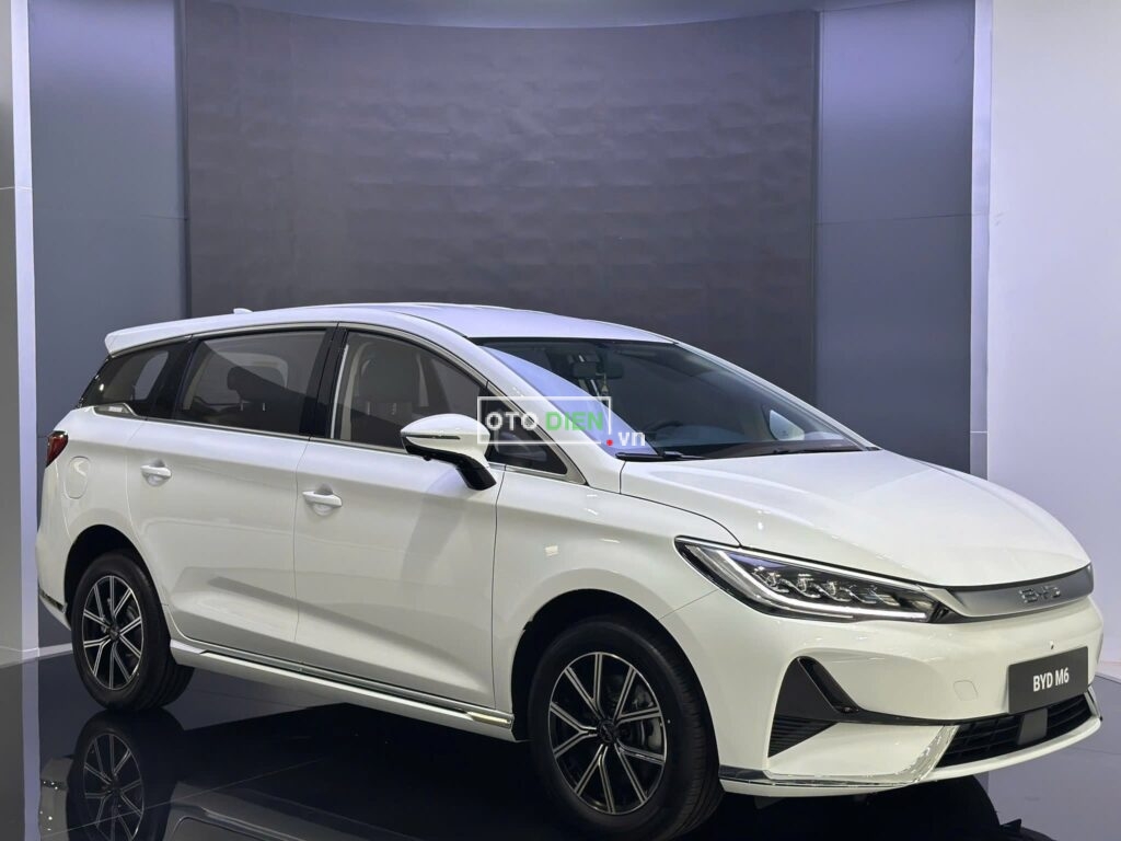 
													BYD M6 2025 TRẢ TRƯỚC CHỈ TỪ 151 TRIỆU ĐỒNG full														