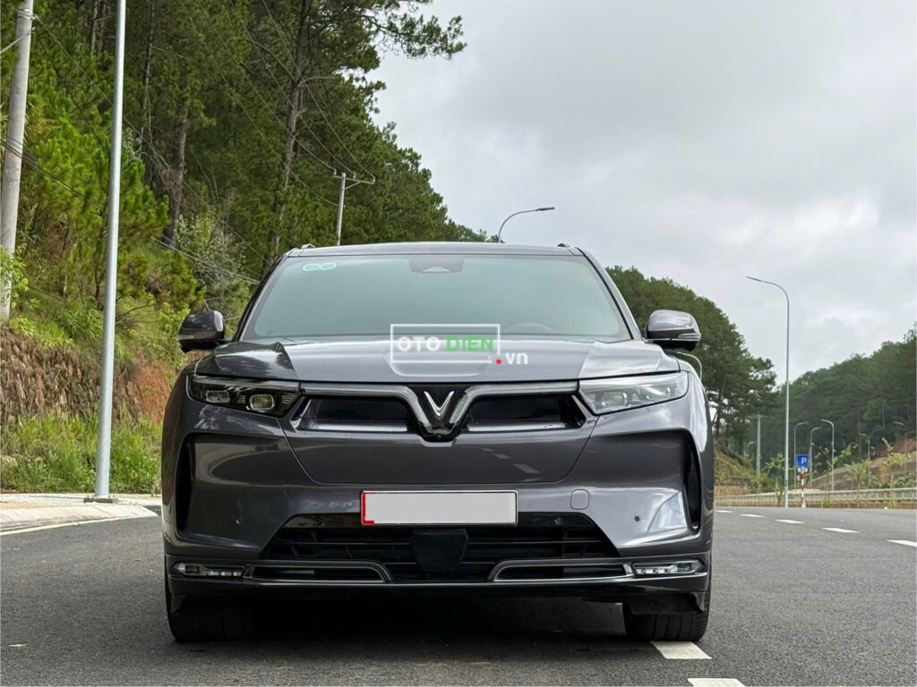 
													VinFast VF9 Plus 2023 thuê pin cũ – 12000 km full														