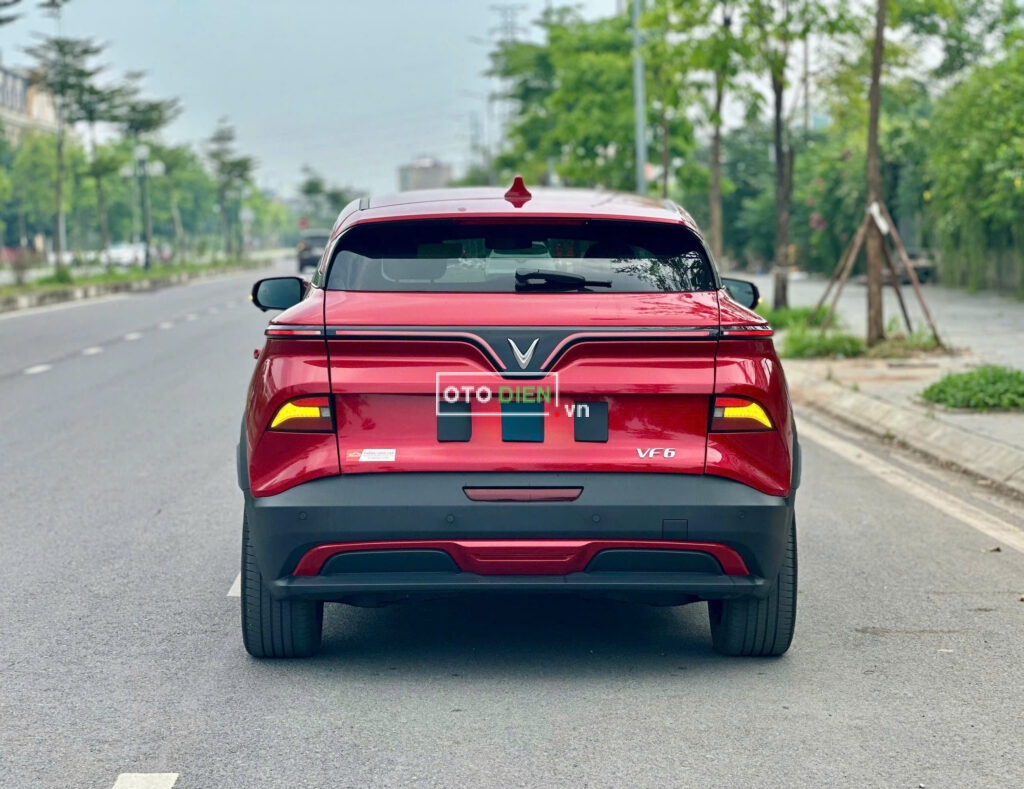 
													VinFast VF6 Plus 2023 mua pin cũ – 30000 km full														