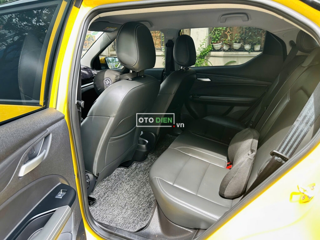 
													VinFast VF5 Plus 2024 mua pin cũ – 10000 km full														