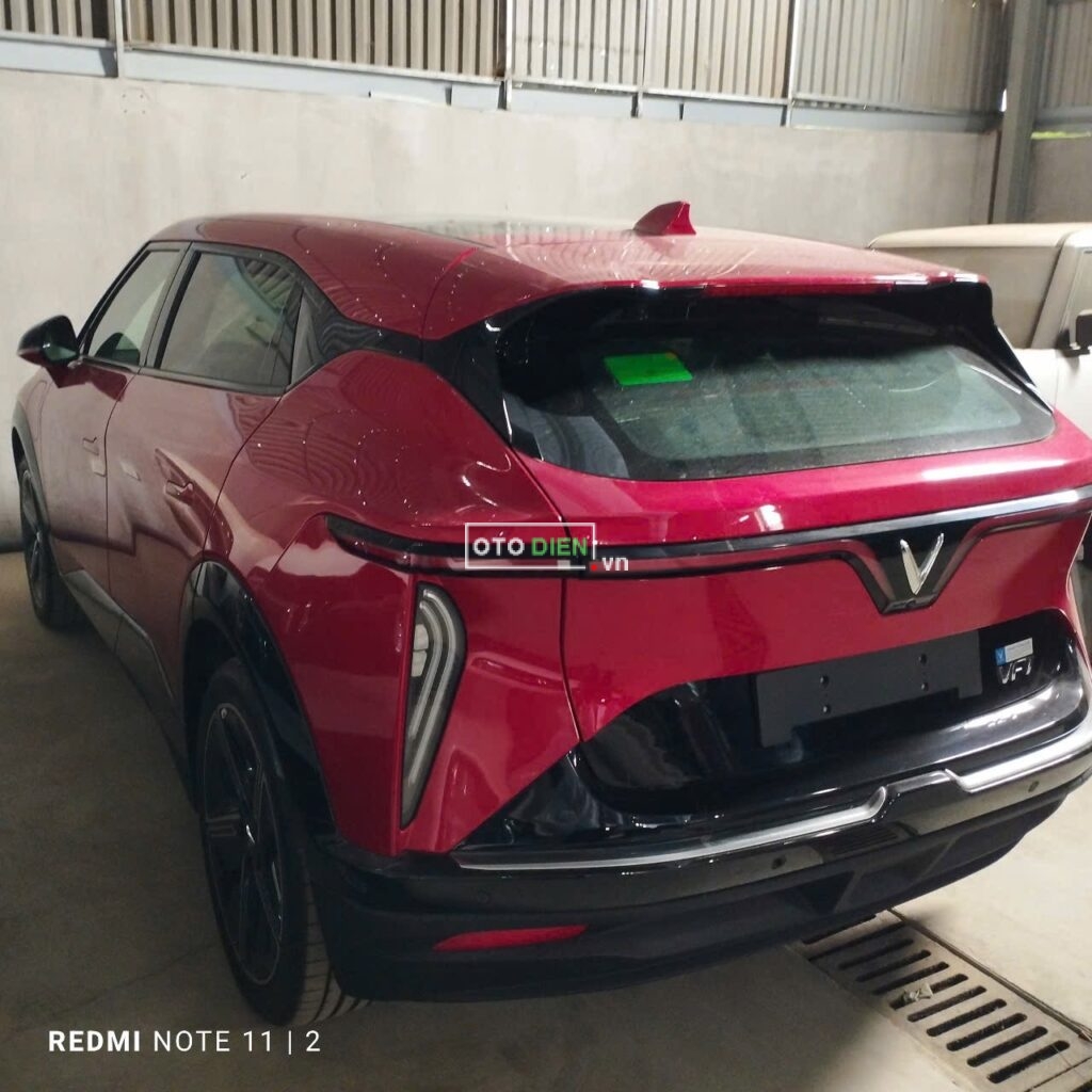 
													VinFast VF7 Plus 2024 full														