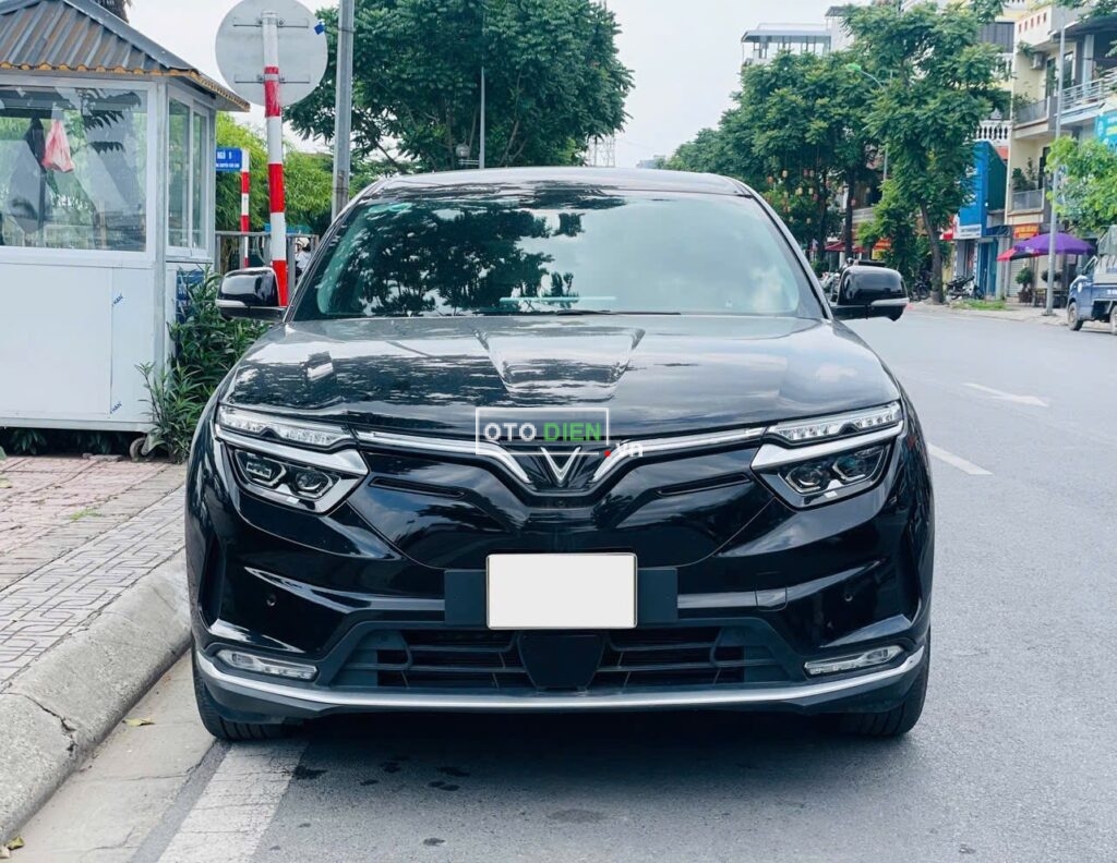 
												VinFast VF8 Eco 2023 cũ – 17000 km full												