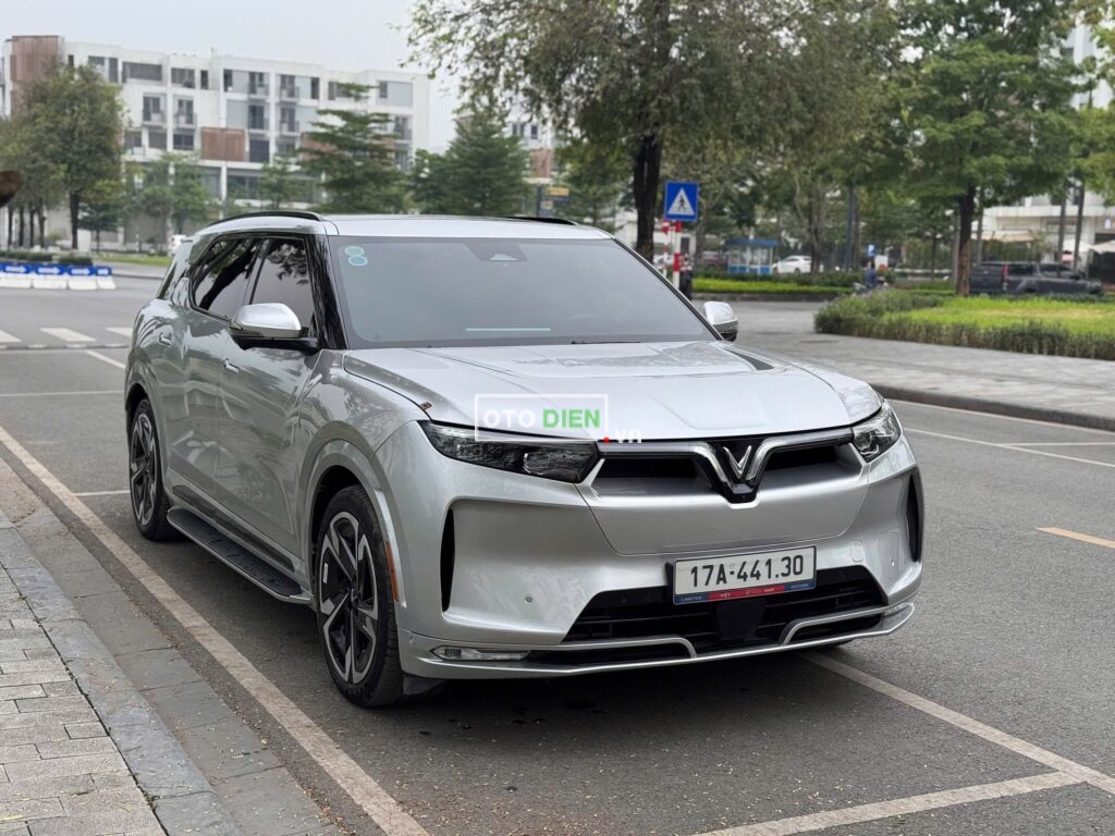 
													VinFast VF9 Plus 2023 cũ – 65000 km full														